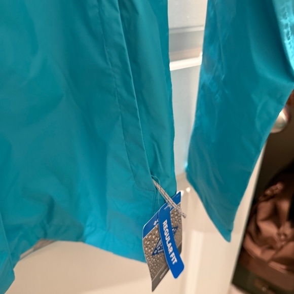 Columbia rain coat - Picture 3 of 4
